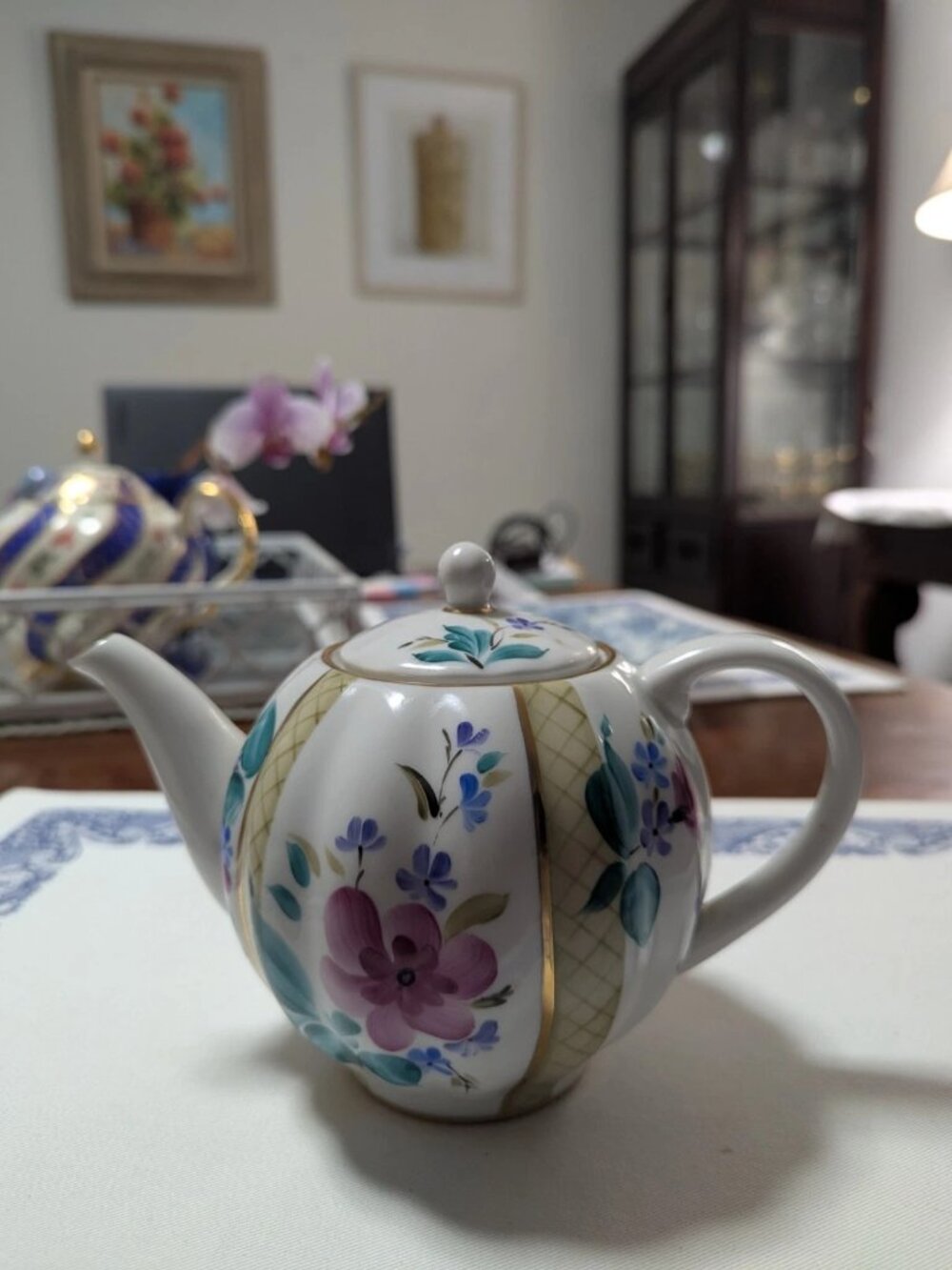 Lomonosov Imperial Porcelain Factory Spring Tea Pot